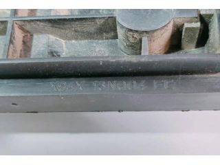 bontott FORD FOCUS I Bal Hátsó Lámpa Foglalat