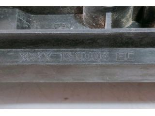 bontott FORD FOCUS I Bal Hátsó Lámpa Foglalat