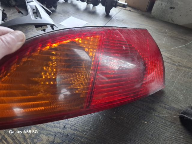 bontott FORD FOCUS I Bal Hátsó Lámpa