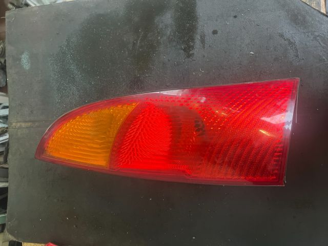 bontott FORD FOCUS I Bal Hátsó Lámpa