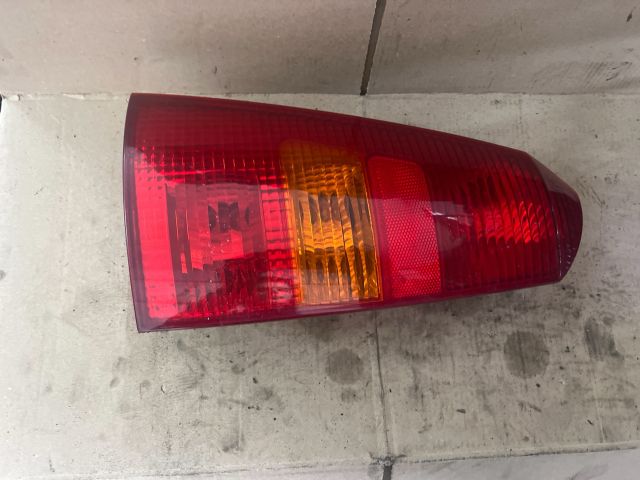 bontott FORD FOCUS I Bal Hátsó Lámpa