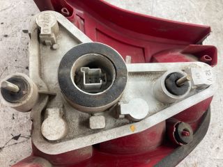 bontott FORD FOCUS I Bal Hátsó Lámpa