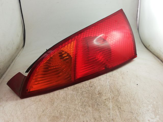 bontott FORD FOCUS I Bal Hátsó Lámpa