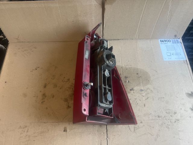 bontott FORD FOCUS I Bal Hátsó Lámpa