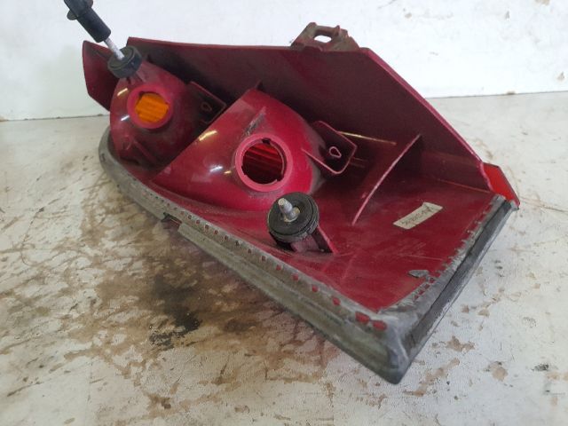 bontott FORD FOCUS I Bal Hátsó Lámpa