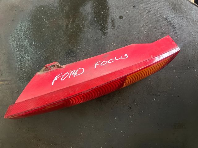 bontott FORD FOCUS I Bal Hátsó Lámpa