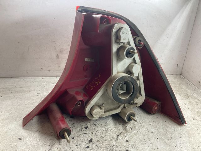 bontott FORD FOCUS I Bal Hátsó Lámpa