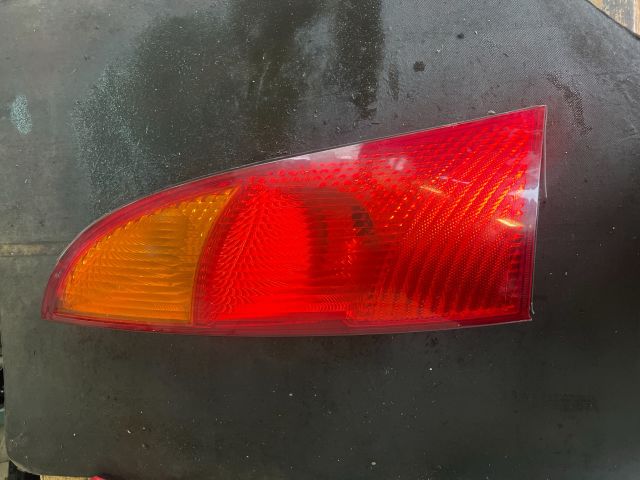 bontott FORD FOCUS I Bal Hátsó Lámpa