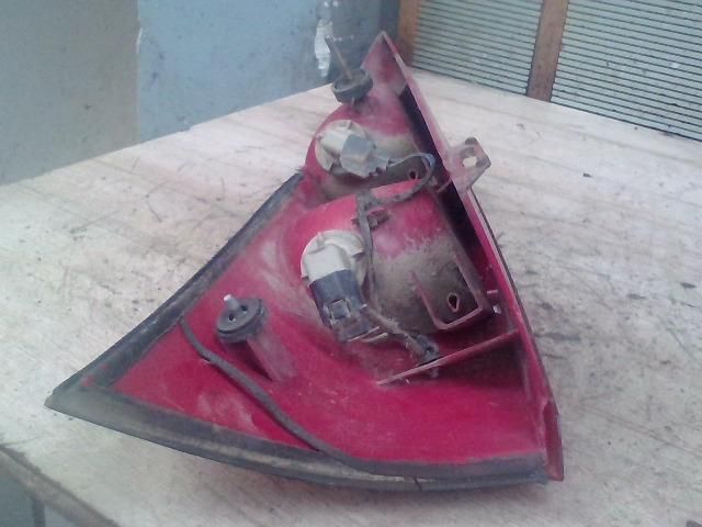 bontott FORD FOCUS I Bal Hátsó Lámpa