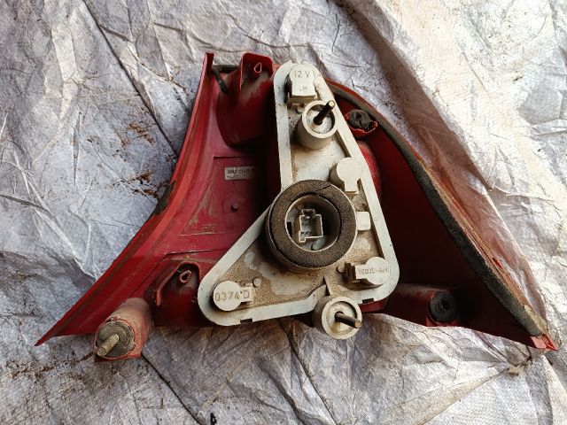 bontott FORD FOCUS I Bal Hátsó Lámpa