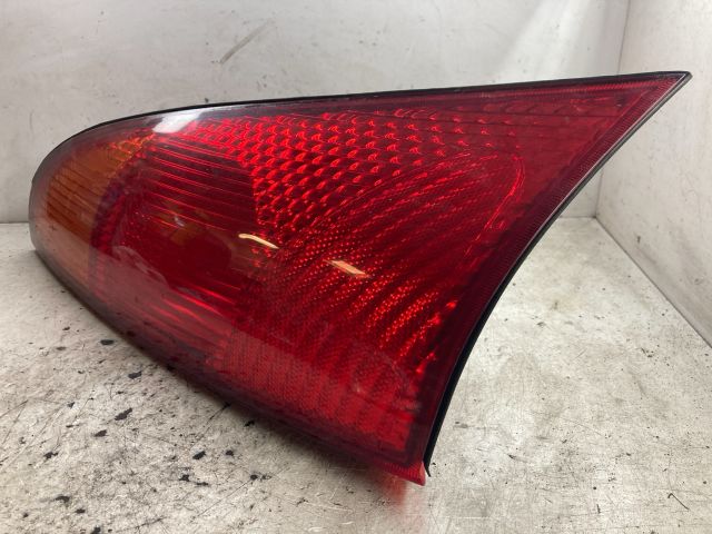 bontott FORD FOCUS I Bal Hátsó Lámpa