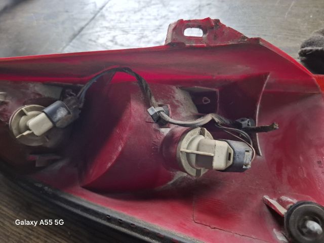 bontott FORD FOCUS I Bal Hátsó Lámpa