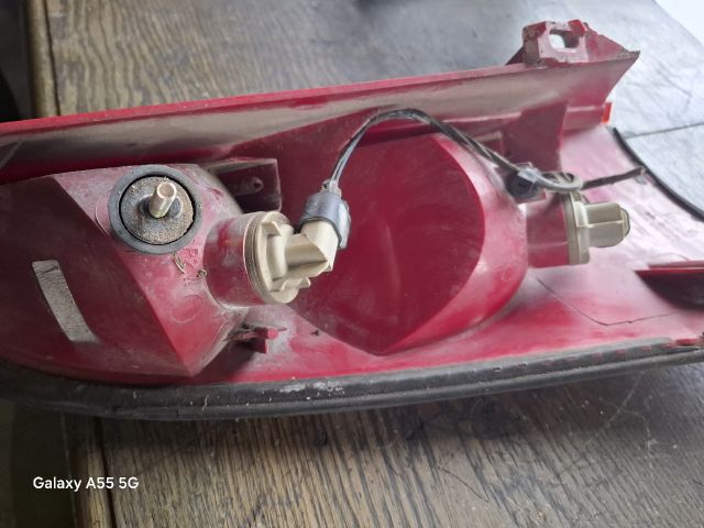 bontott FORD FOCUS I Bal Hátsó Lámpa