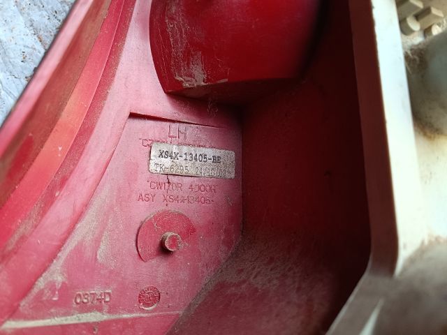 bontott FORD FOCUS I Bal Hátsó Lámpa