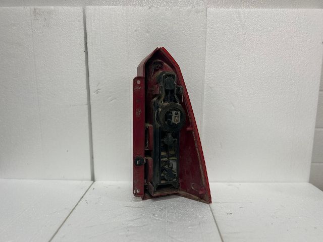 bontott FORD FOCUS I Bal Hátsó Lámpa