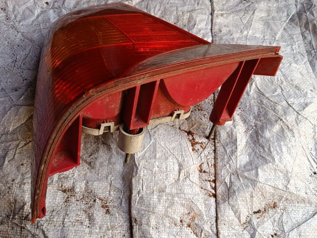 bontott FORD FOCUS I Bal Hátsó Lámpa