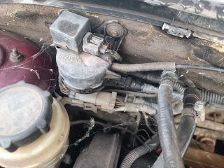 bontott FORD FOCUS I Bal hátsó Vízlehúzó Gumicsík