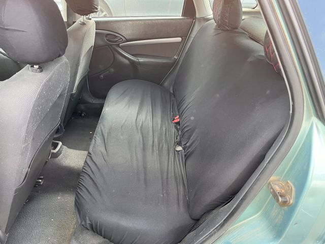 bontott FORD FOCUS I Bal hátsó Zsanér