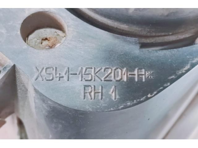 bontott FORD FOCUS I Bal Ködfényszóró