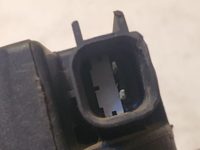 bontott FORD FOCUS I Bal Ködfényszóró