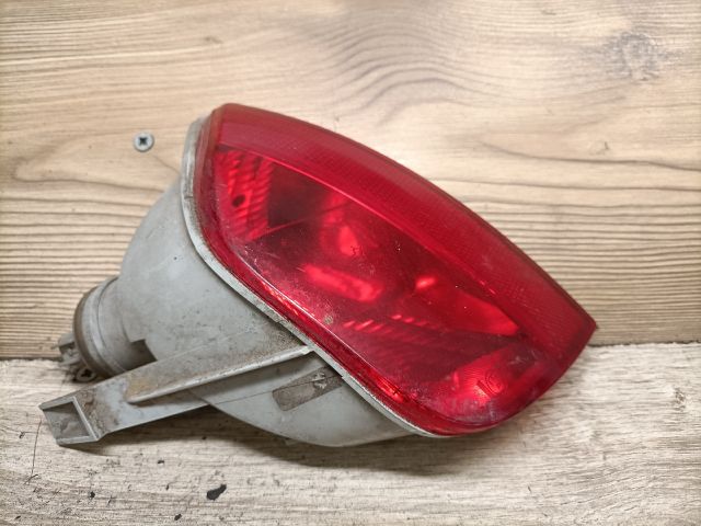 bontott FORD FOCUS I Bal Ködzárófény