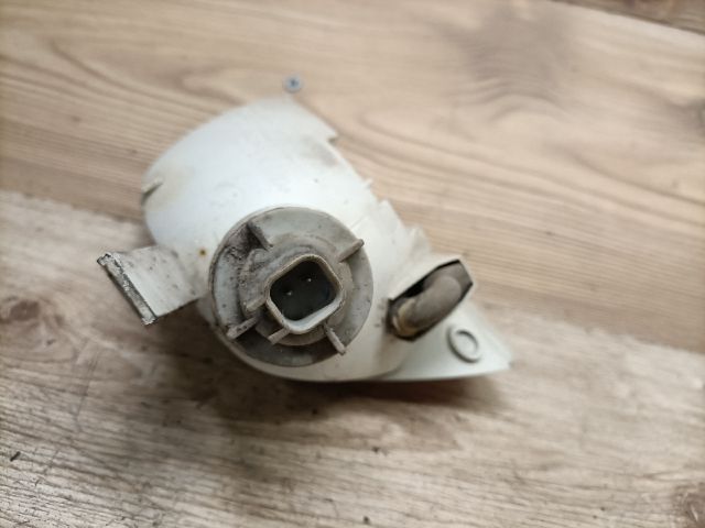 bontott FORD FOCUS I Bal Ködzárófény