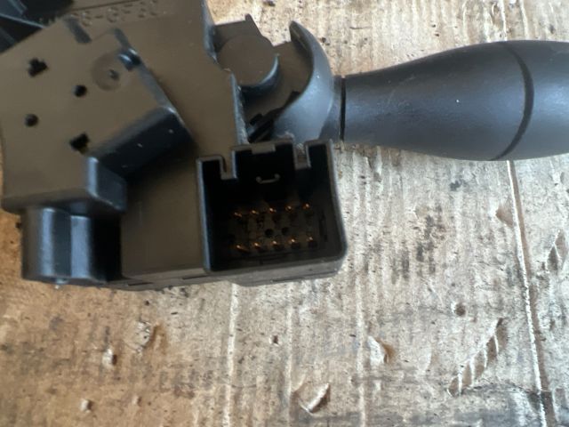 bontott FORD FOCUS I Bal Kormánykapcsoló Irányjelző