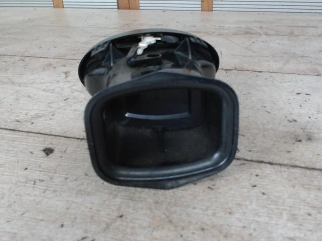 bontott FORD FOCUS I Bal Szellőző