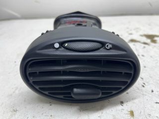 bontott FORD FOCUS I Bal Szellőző