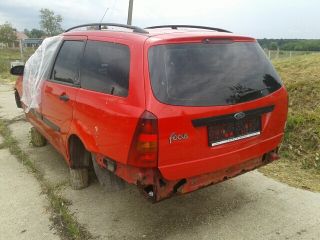 bontott FORD FOCUS I Bal Tetősín