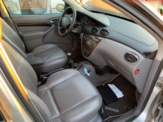 bontott FORD FOCUS I Biztosítéktábla Doboz