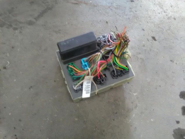 bontott FORD FOCUS I Biztosítéktábla Utastér