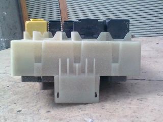 bontott FORD FOCUS I Biztosítéktábla Utastér