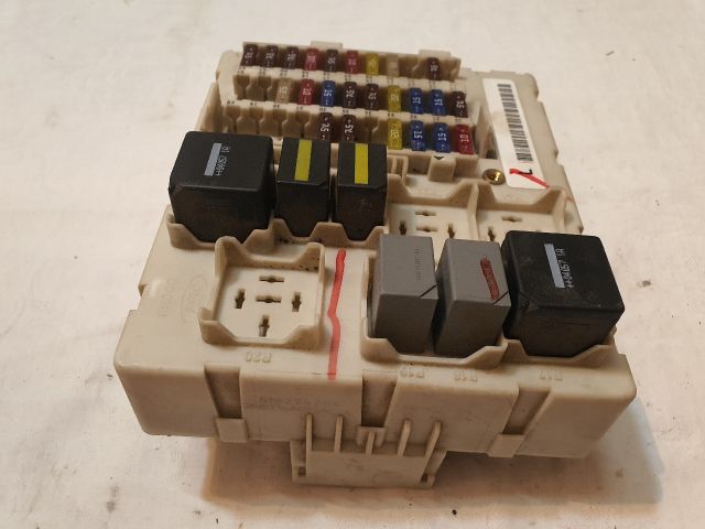 bontott FORD FOCUS I Biztosítéktábla Utastér