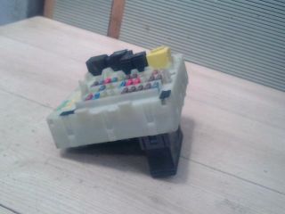 bontott FORD FOCUS I Biztosítéktábla Utastér