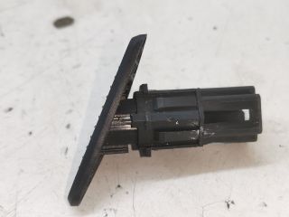 bontott FORD FOCUS I Csomagtér Nyitó Kar / Gomb