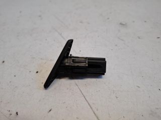 bontott FORD FOCUS I Csomagtér Nyitó Kar / Gomb