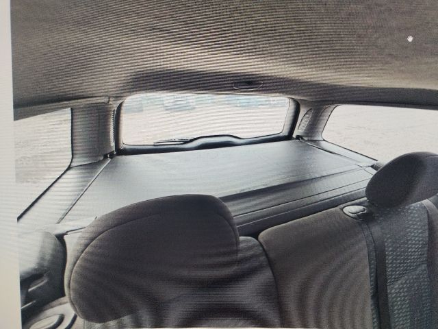 bontott FORD FOCUS I Csomagtér Roló