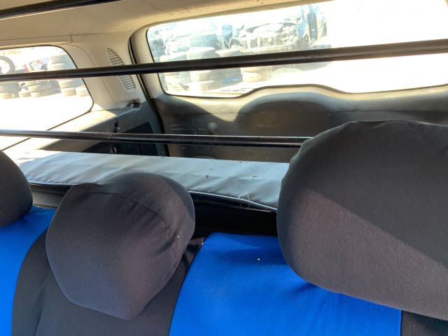 bontott FORD FOCUS I Csomagtér Roló