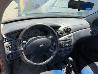 bontott FORD FOCUS I Csomagtér Roló