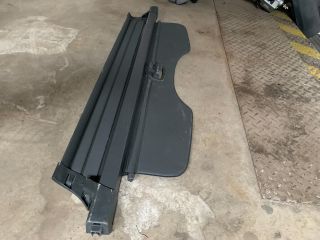 bontott FORD FOCUS I Csomagtér Roló