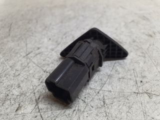 bontott FORD FOCUS I Csomagtérajtó Kapcsoló