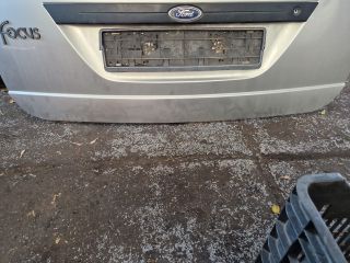 bontott FORD FOCUS I Csomagtérajtó (Részeivel)