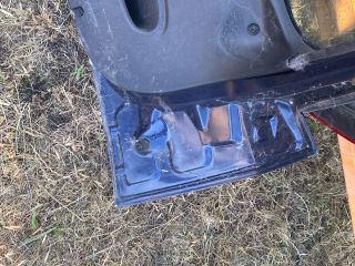 bontott FORD FOCUS I Csomagtérajtó (Részeivel)