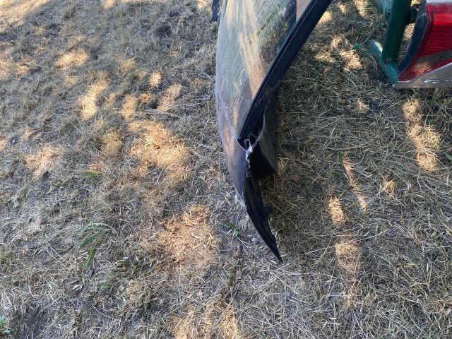 bontott FORD FOCUS I Csomagtérajtó (Részeivel)