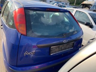 bontott FORD FOCUS I Csomagtérajtó (Részeivel)