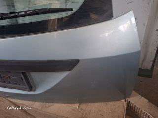 bontott FORD FOCUS I Csomagtérajtó (Részeivel)