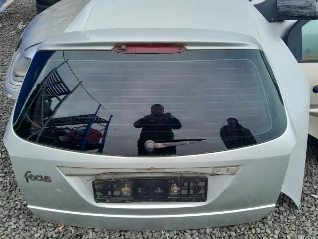 bontott FORD FOCUS I Csomagtérajtó (Üres lemez)