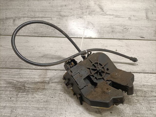 bontott FORD FOCUS I Csomagtérajtó Zárszerkezet