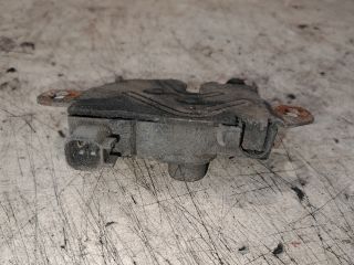 bontott FORD FOCUS I Csomagtérajtó Zárszerkezet